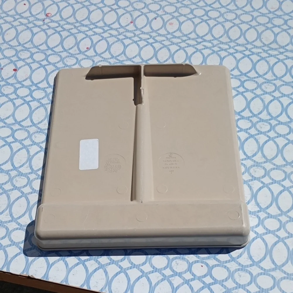 ⭐Anchor Hocking Beige Microware Tray • Vintage Microwave Cookware •